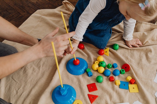 Wat je moet weten over Montessori Speelgoed